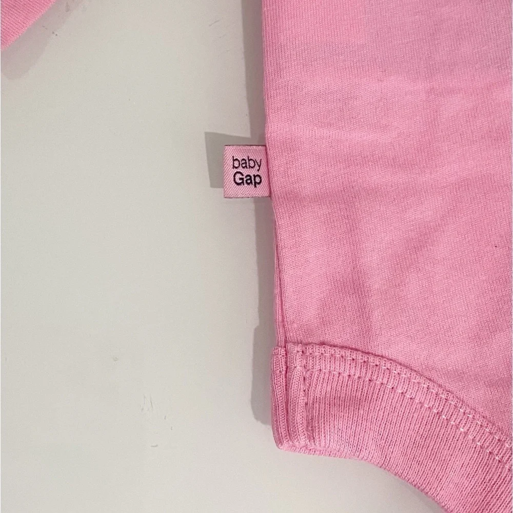 GAP Baby Graphic Bodysuit Parisian Pink Cat NEW Size 12-18 Months